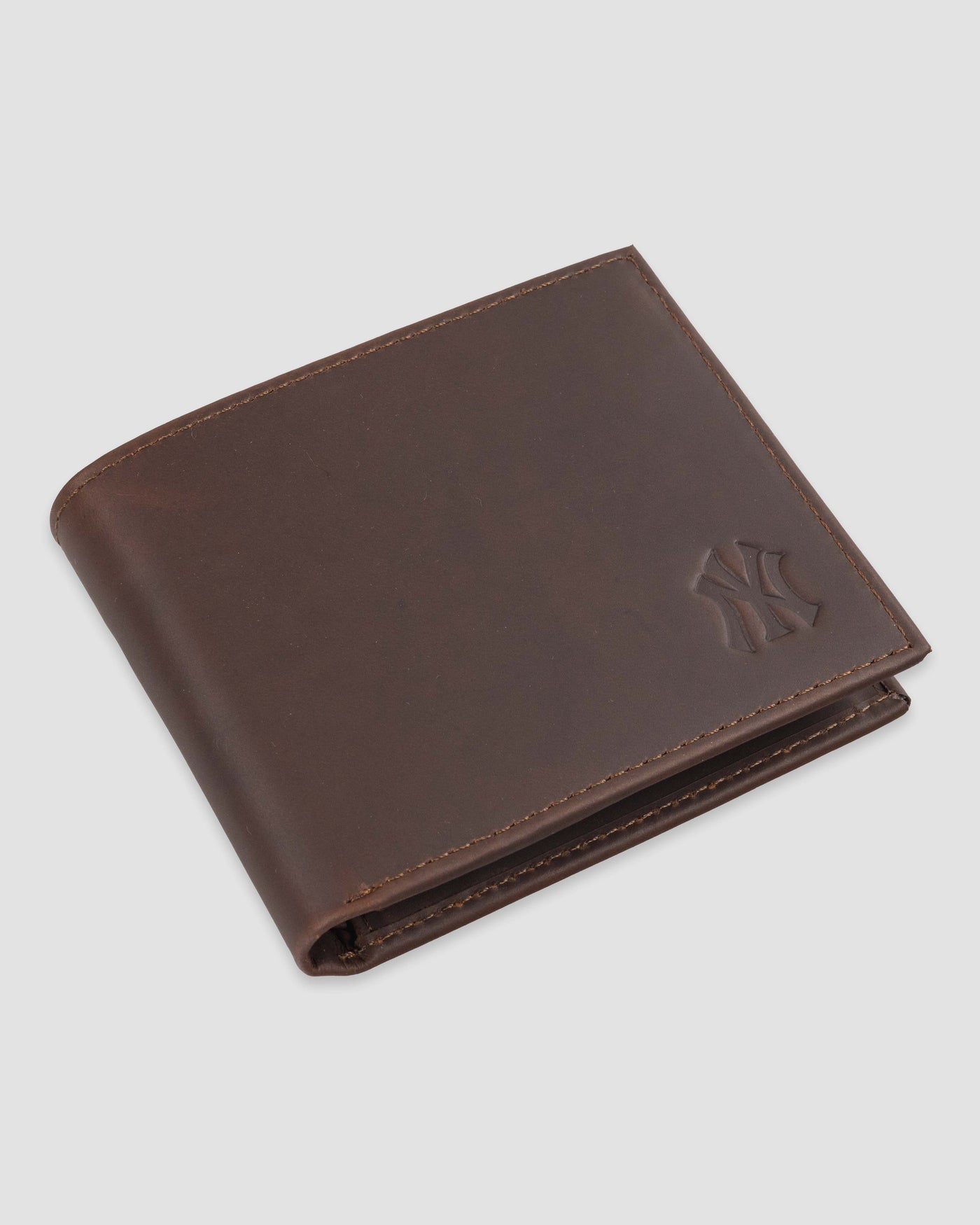 Flag Man Scorebook Bifold Wallet - New York Yankees - Baseballism Online